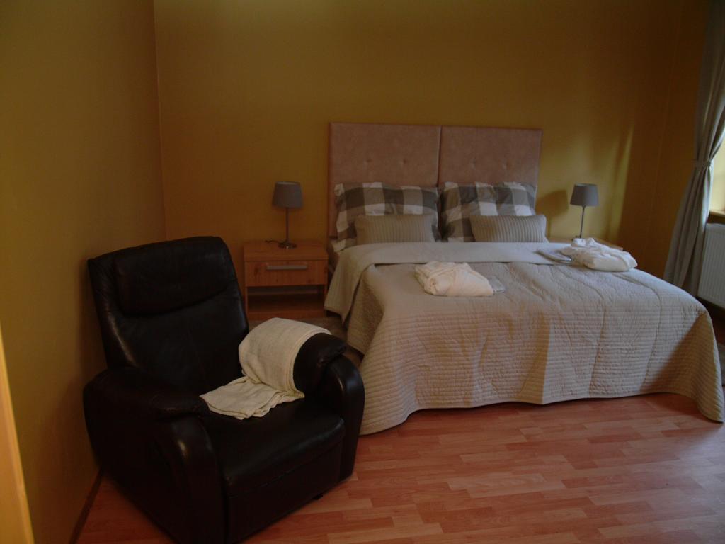 Apartments And Suites Kremnica Pokój zdjęcie